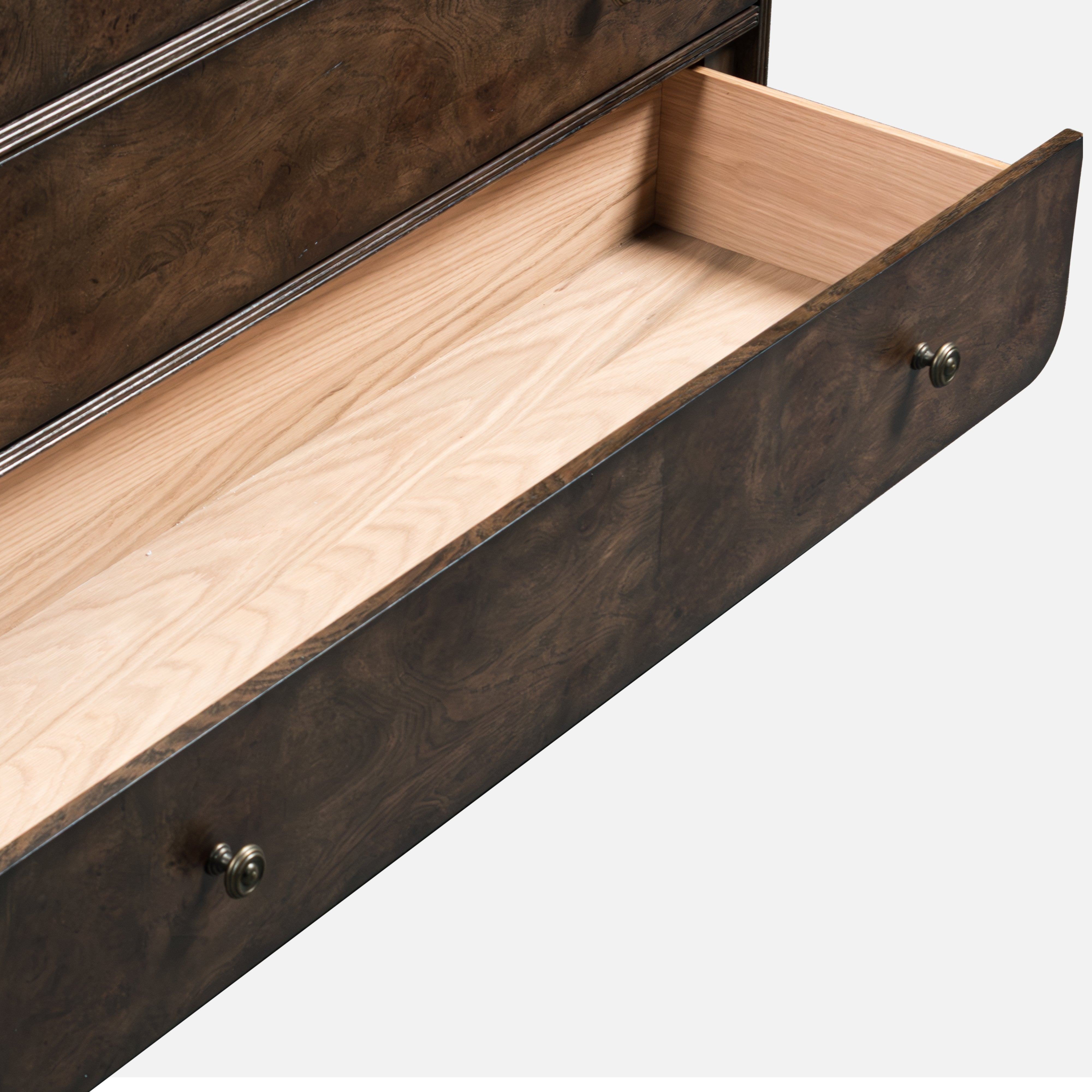 Linden Wood Dresser